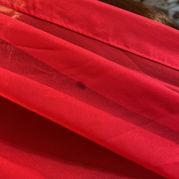 Size 0 blush prom dress worn once. Its a knee length dress has a sash with it - Picture 6 of 7